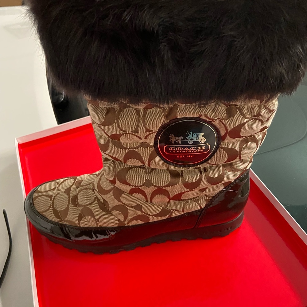 Coach boots